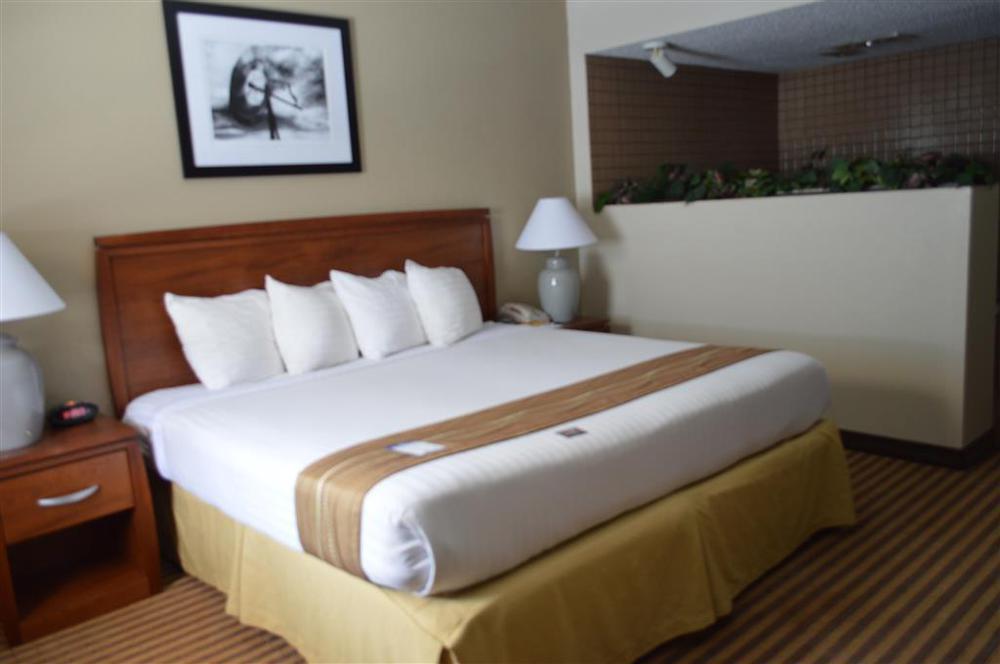 Best Western Hospitality House Emporia Phòng bức ảnh